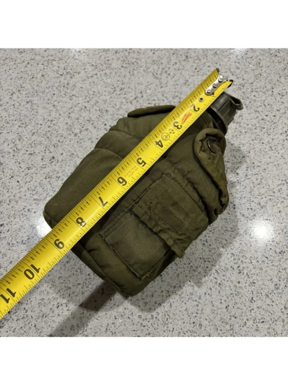 VINTAGE USGI Military COVER W/CLIPS & GI STYLE 1 QT. POLY CANTEEN BOTTLE Marines